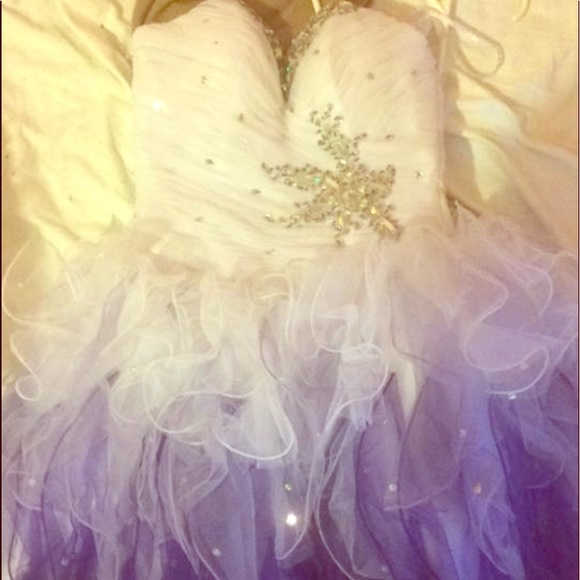 Formal Dress - Picture 1 of 1